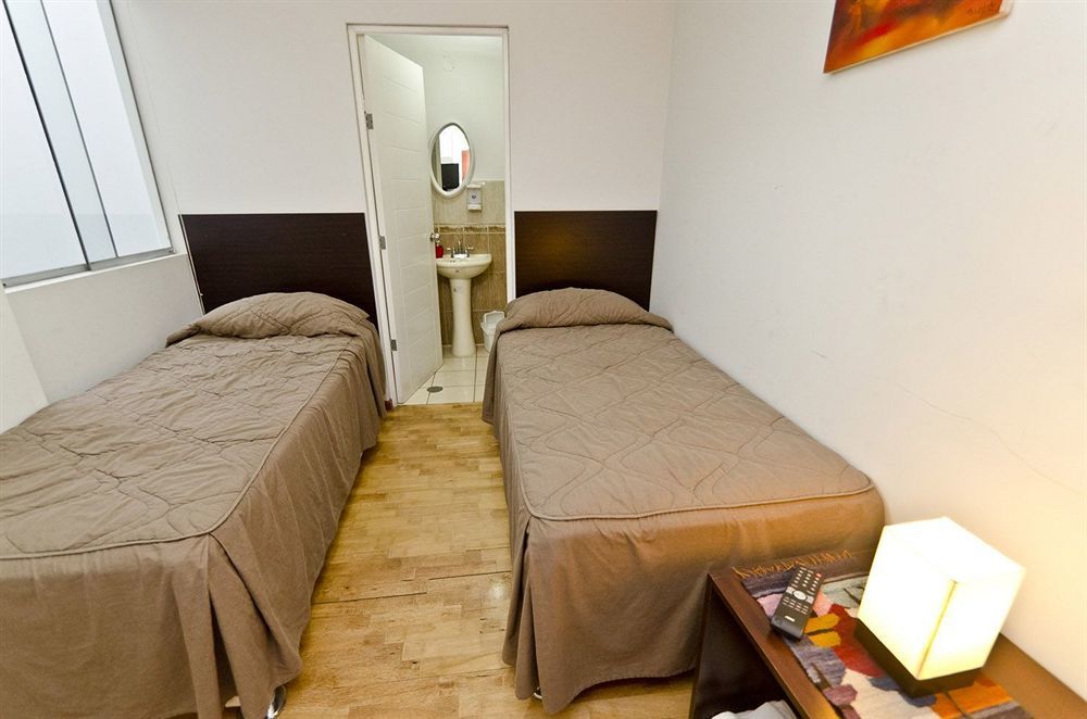 Miraflores Wasi Independencia Bed & Breakfast 2*